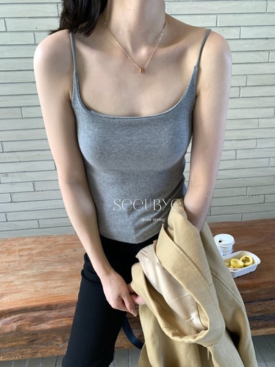 人手兩件超好穿的細肩帶1