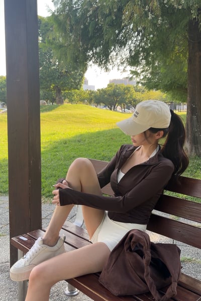 修身收腰立領外套4