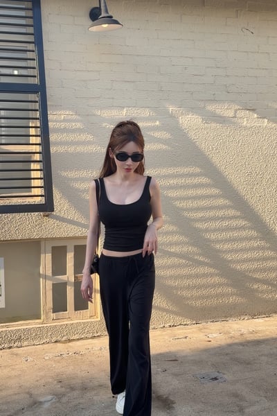 小胸專屬！彈力羅紋美背U領Bratop1