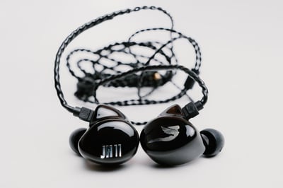 JH Audio JH11 4單體三技術架構耳機1