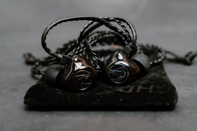 JH Audio JH5 PRO 雙單體分音架構耳機1