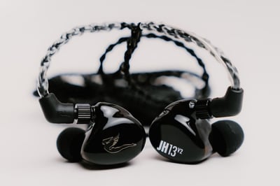 JH Audio JH13 V2 8單體三技術架構耳機1