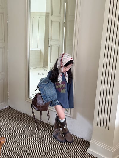 秋季刷色愛心字母上衣2