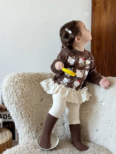 Kitty拼接花邊上衣/內搭褲6