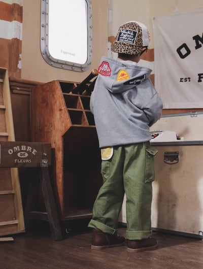 秋季日系繡章連帽外套9