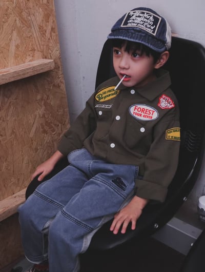 秋季日系字母繡章襯衫5