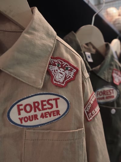 秋季日系字母繡章襯衫12