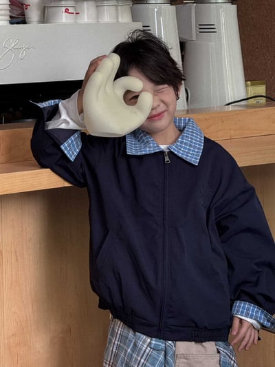 秋季拼接格紋外套10