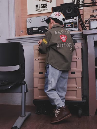 秋季日系字母繡章襯衫6