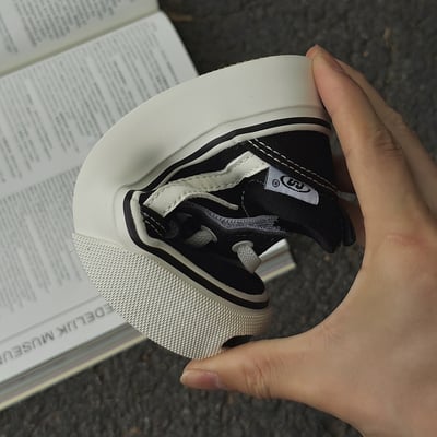 韓系百搭魔鬼氈滑板鞋6