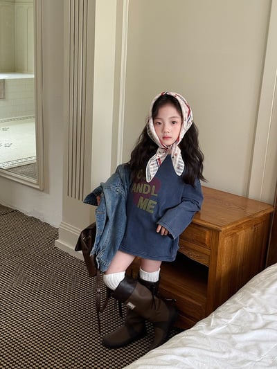 秋季刷色愛心字母上衣10