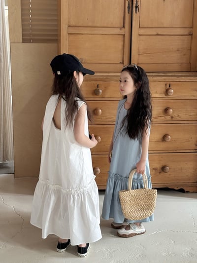 法式氣質慵懶風無袖渡假洋裝4