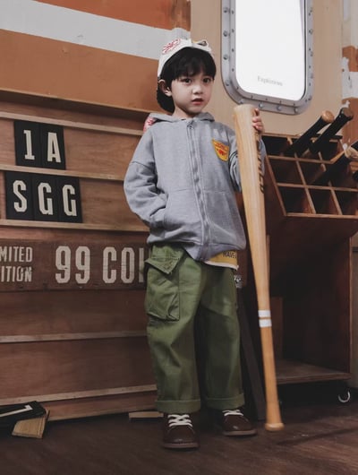 秋季日系繡章連帽外套10