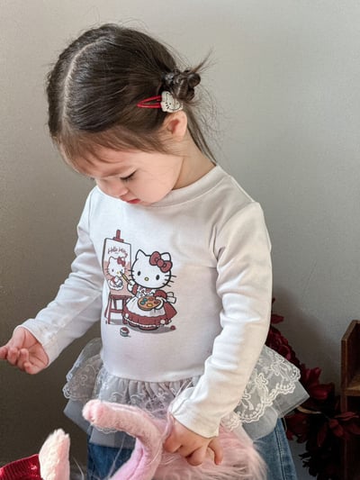 Kitty拼接蕾絲上衣/刺繡牛仔褲2