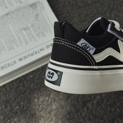 韓系百搭魔鬼氈滑板鞋7