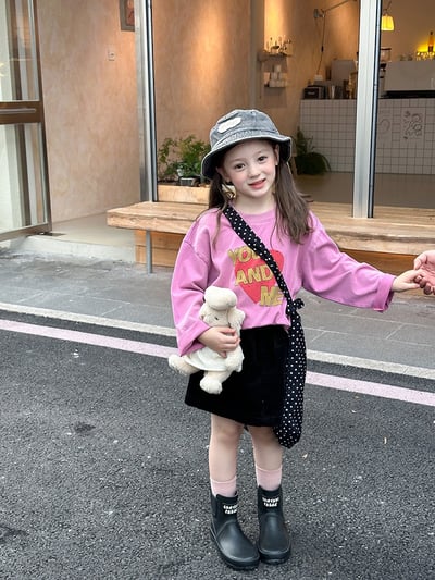 秋季刷色愛心字母上衣5