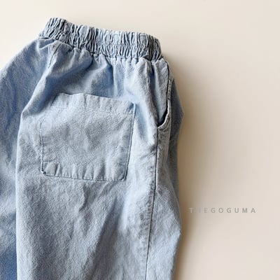 031911淺藍牛仔褲3