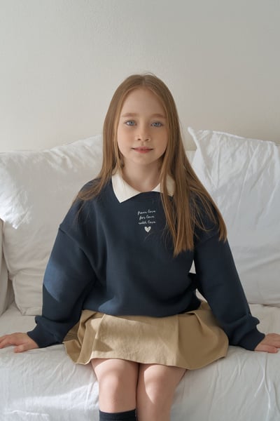 25418翻領愛心英文上衣(兩色)7