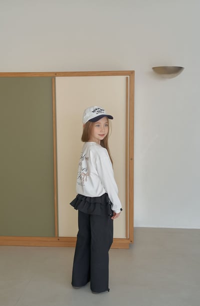 25420造型線條抽繩褲9