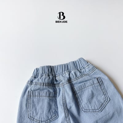 051224淺藍牛仔褲5
