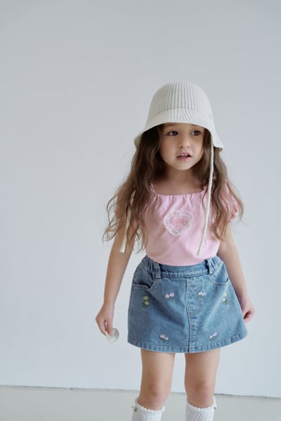 032703蕾絲花樣上衣(兩色)15