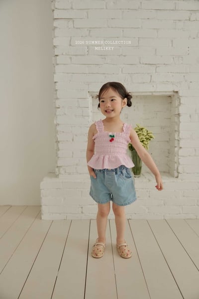 040103愛心口袋牛仔短褲10