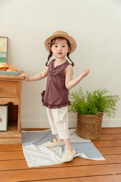 040902下擺荷葉背心(兩色)9