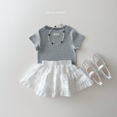 042508條紋上衣(四色)7