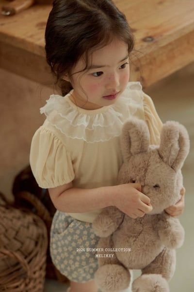 040137浪漫荷葉領上衣(兩色)12