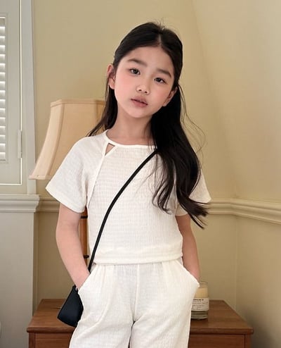 042102造型上衣(三色)3