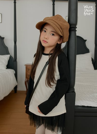 42903黑白細肩芭蕾上衣(兩色)4