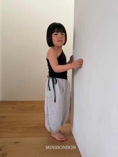 042908斜肩背心(兩色)12