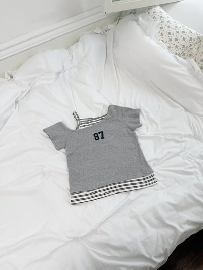 032406數字造型上衣(兩色)2