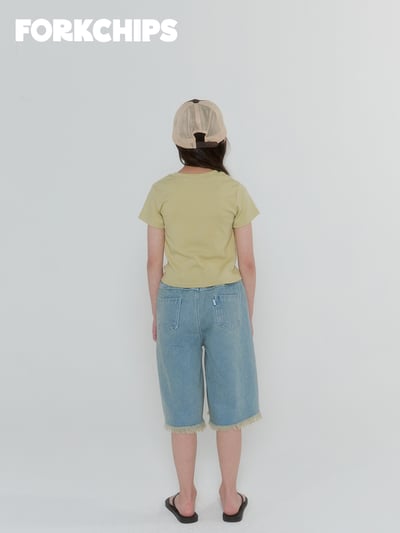 042029英文上衣(兩色)7