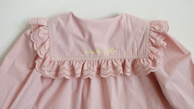 15502翻領雕花上衣(兩色)6