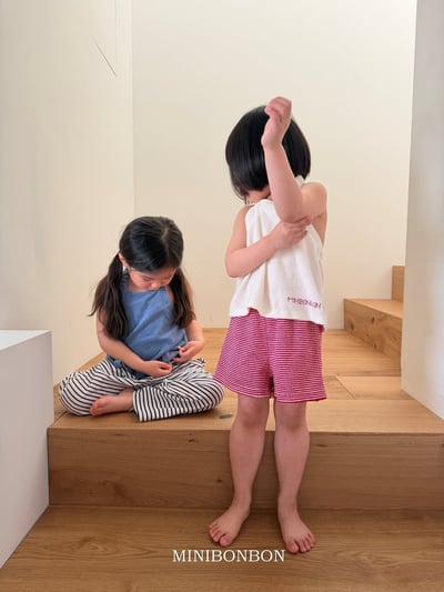 042936英文背心(兩色)8