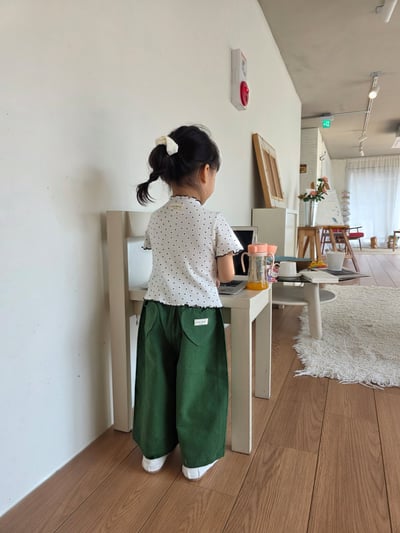 032625休閒寬褲(兩色)9