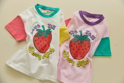 042332草莓上衣(兩色)4
