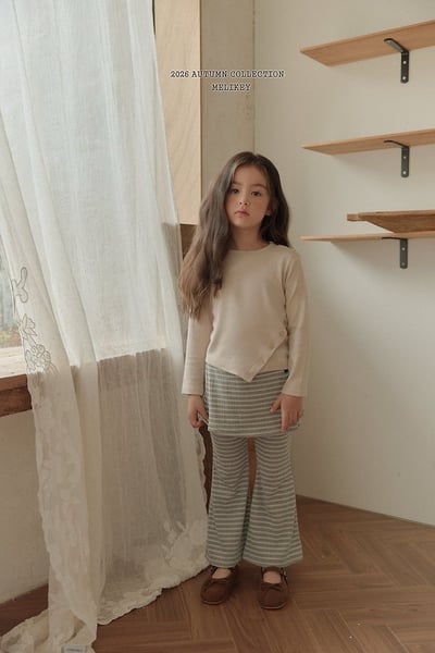MELIKEY42上衣(兩色)9