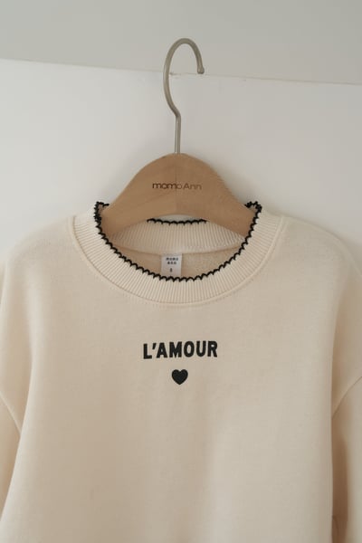 25424愛心造型上衣(兩色)2