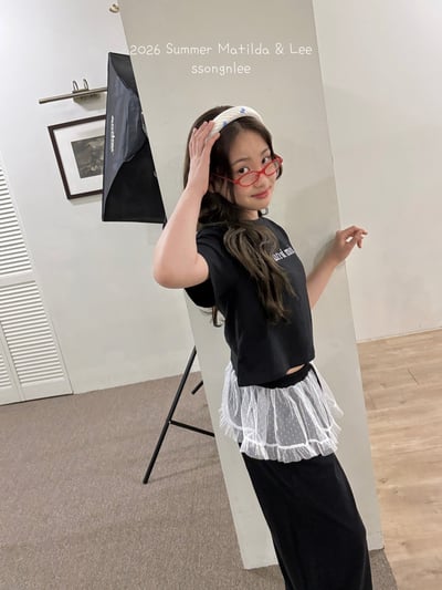 042845英文上衣(兩色)3