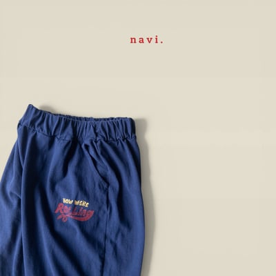 041522英文束口褲(兩色)5