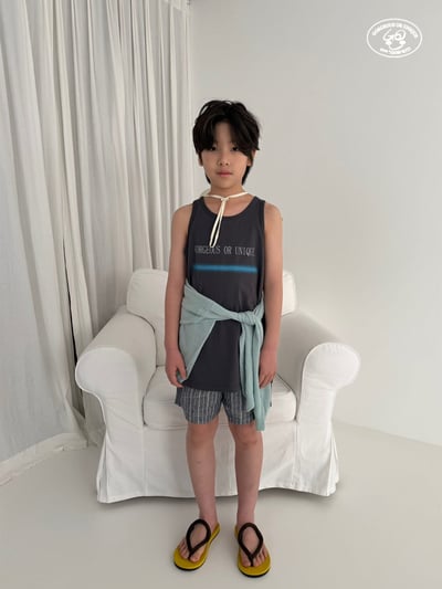 041648英文背心(兩色)9