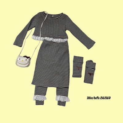 53017條紋花邊上衣(兩色)2