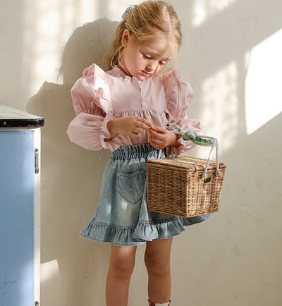 15507花邊造型上衣(兩色)8