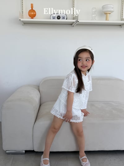 040720簍空花上衣8