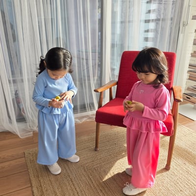 11212花邊造型套裝(兩色)4