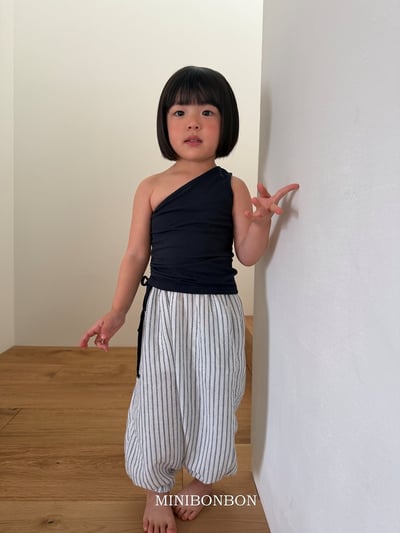 042908斜肩背心(兩色)13
