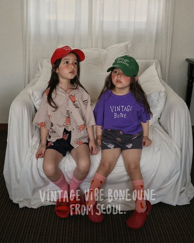 041747英文上衣(兩色)8