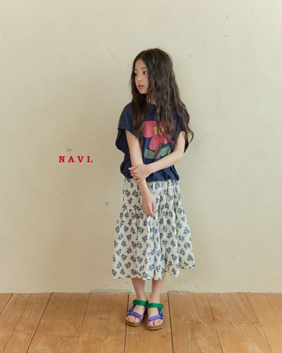 041513花朵上衣(兩色)12